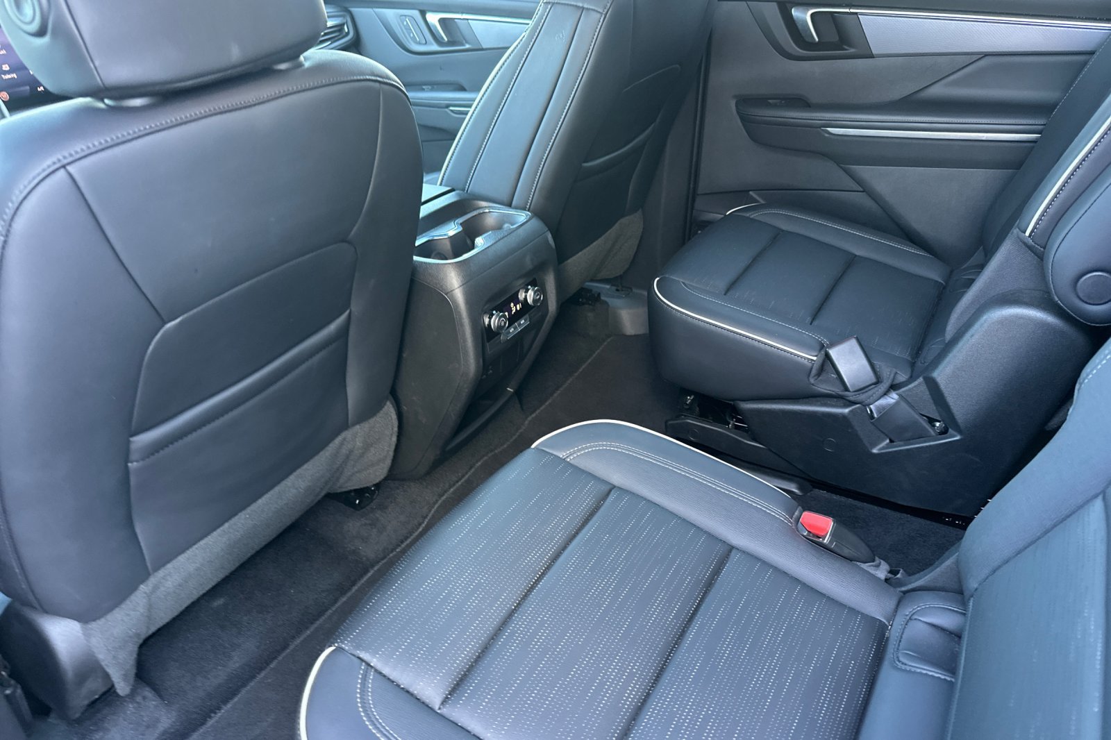 Used 2026 Buick Enclave Sport Touring FWD image 14