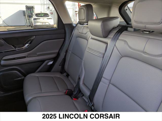 New 2025 Lincoln Corsair FWD w/ Equipment Group 101A image 13
