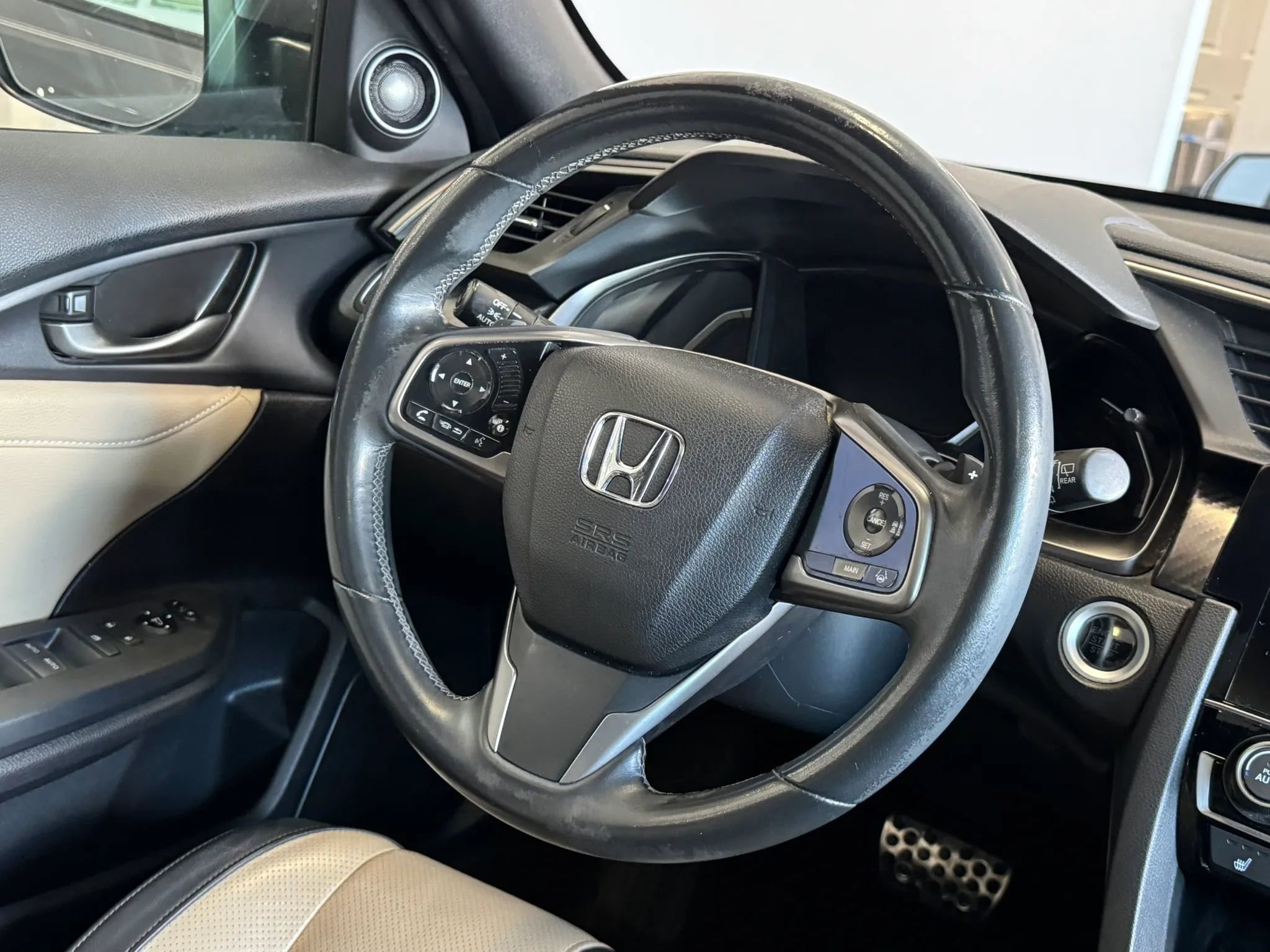 Used 2018 Honda Civic Sport Touring image 11