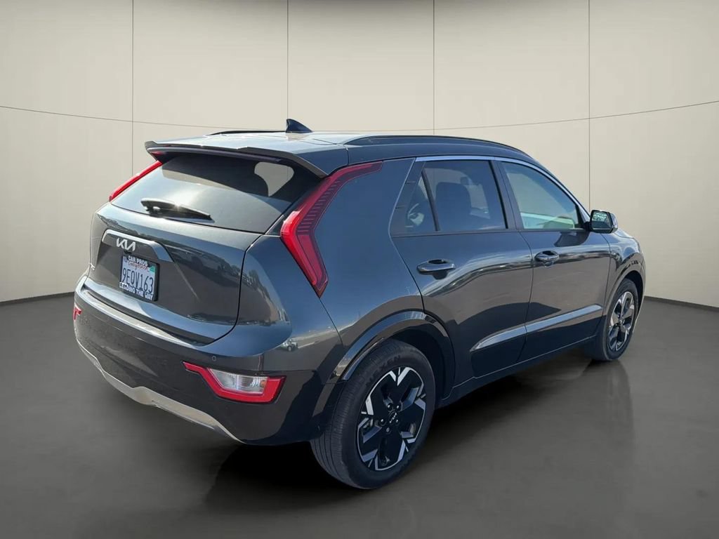 Used 2023 Kia Niro Wind FWD image 7