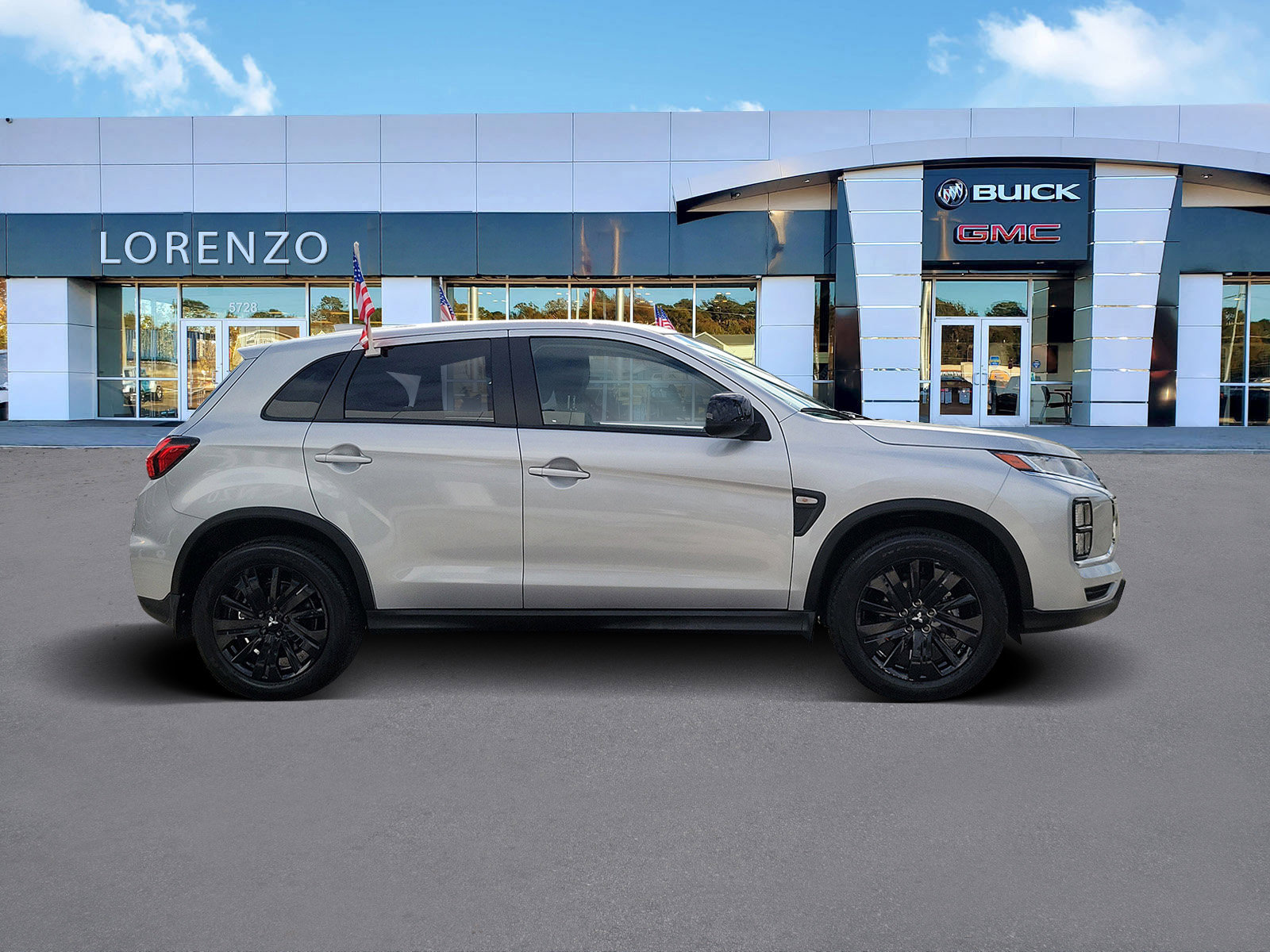 Used 2025 Mitsubishi Outlander Sport LE image 4