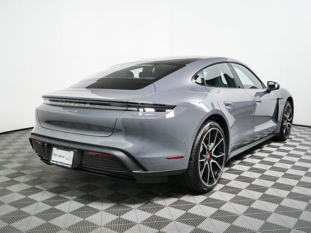 New 2026 Porsche Taycan 4S AWD/4WD image 38