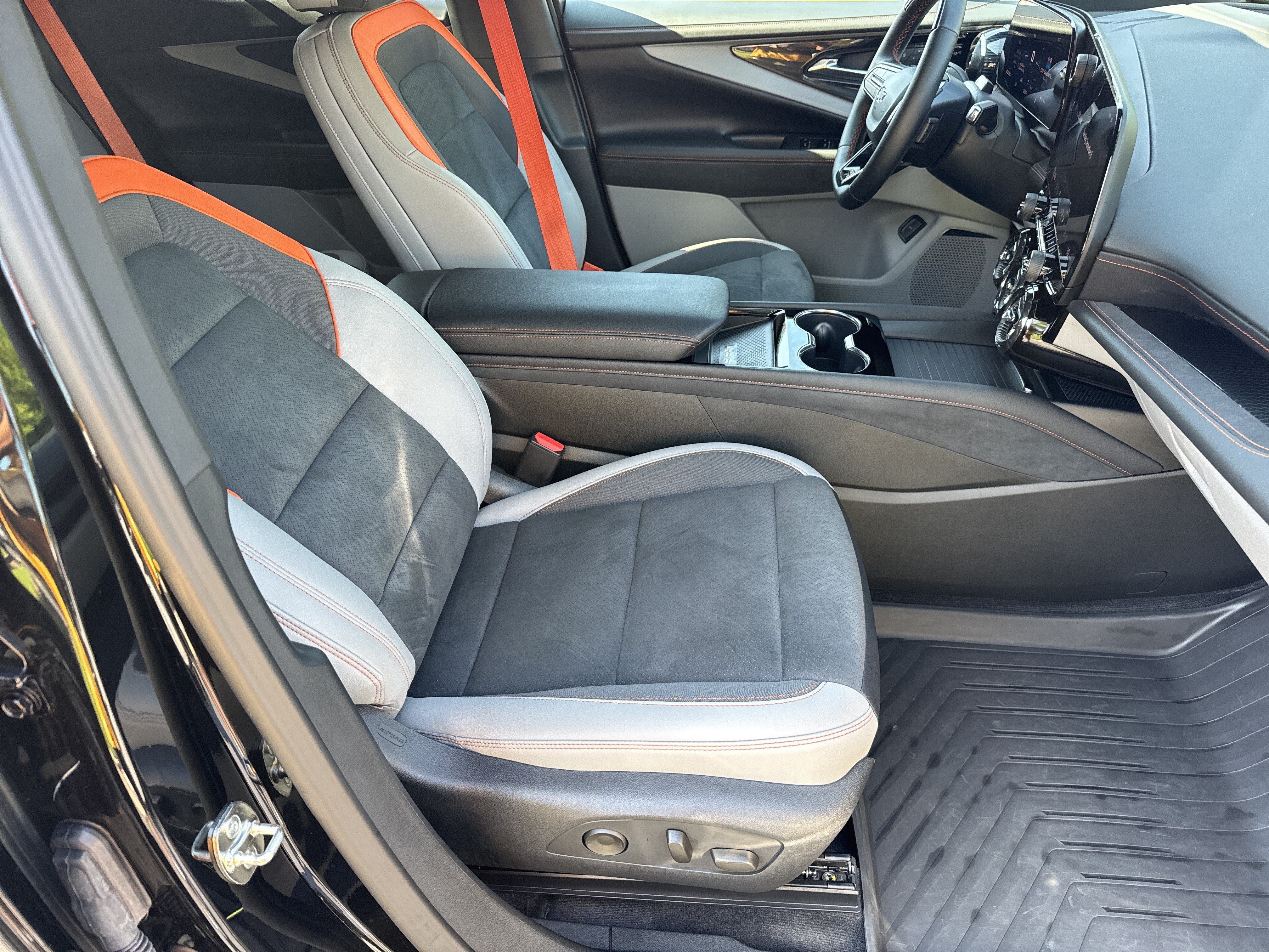 Certified 2025 Chevrolet Blazer EV SS AWD/4WD image 13