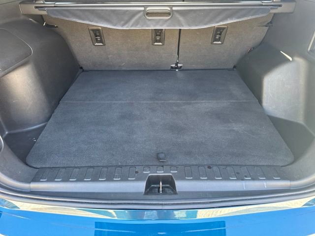 Used 2020 Chevrolet Equinox LT w/ Driver Convenience Package image 19