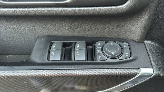 Used 2022 GMC Sierra 2500 AT4 w/ Gooseneck/5TH Wheel Package image 18