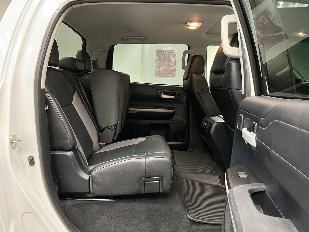 Used 2018 Toyota Tundra Limited w/ Limited Premium Package AWD/4WD image 31
