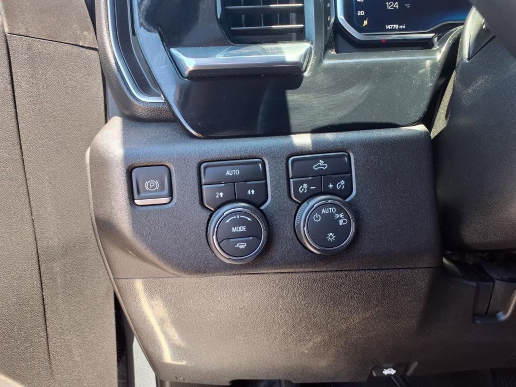 Used 2024 Chevrolet Silverado 1500 LT image 21