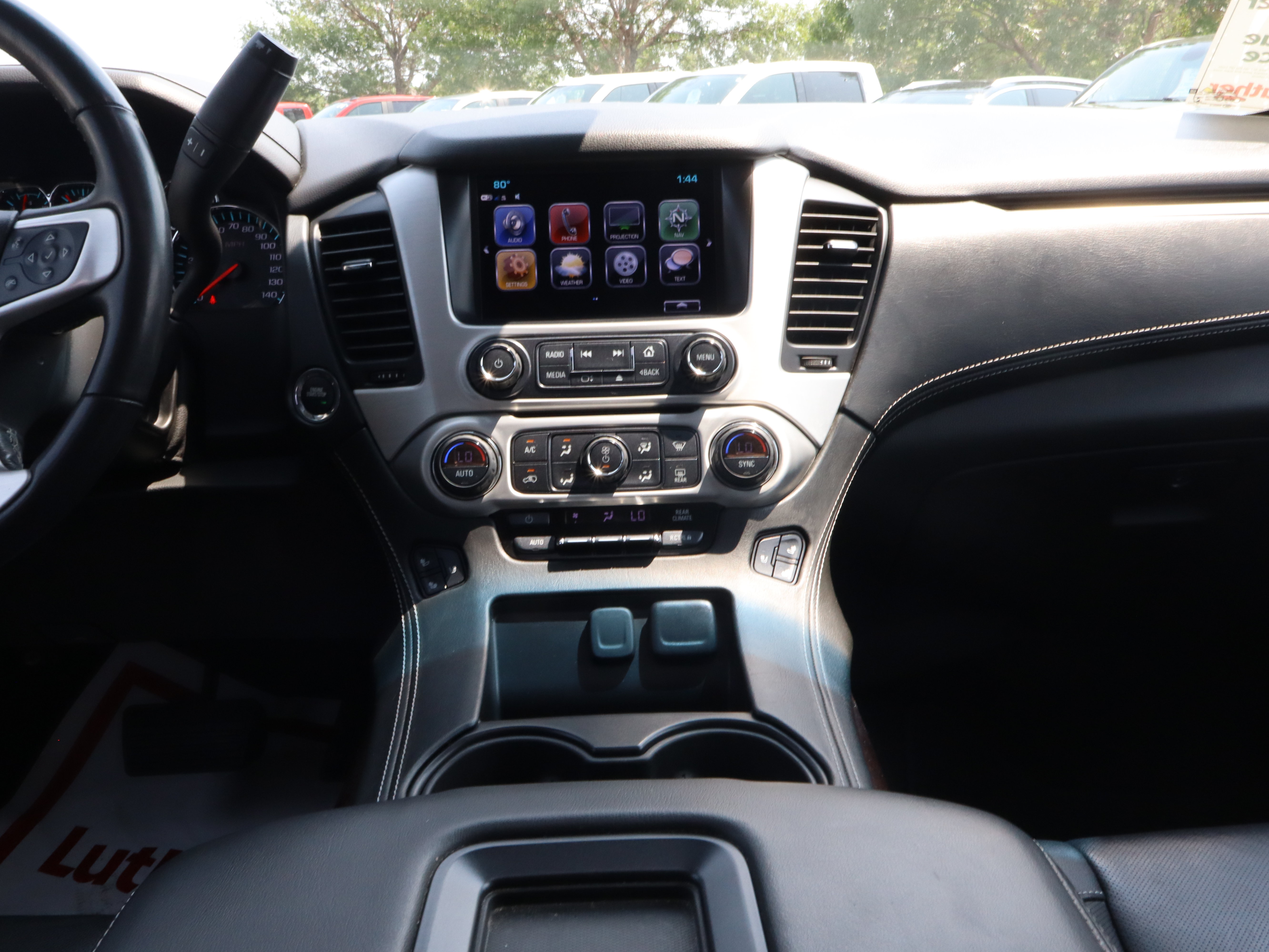 Used 2018 GMC Yukon SLT w/ Open Road Package AWD/4WD image 12
