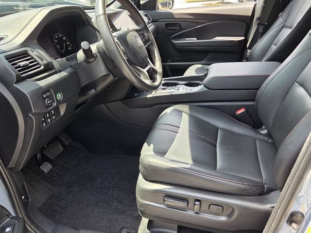 Used 2025 Honda Ridgeline TrailSport+ image 15