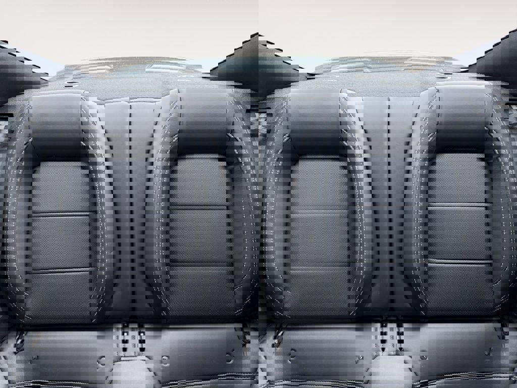 Used 2021 Ford Mustang Shelby GT500 w/ Technology Package image 28