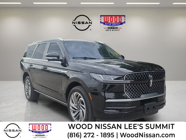 Used 2025 Lincoln Navigator Reserve AWD/4WD image 1