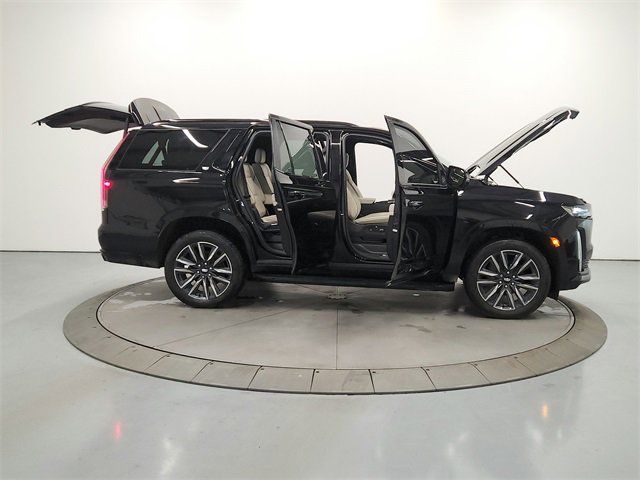 Used 2022 Cadillac Escalade Sport image 16