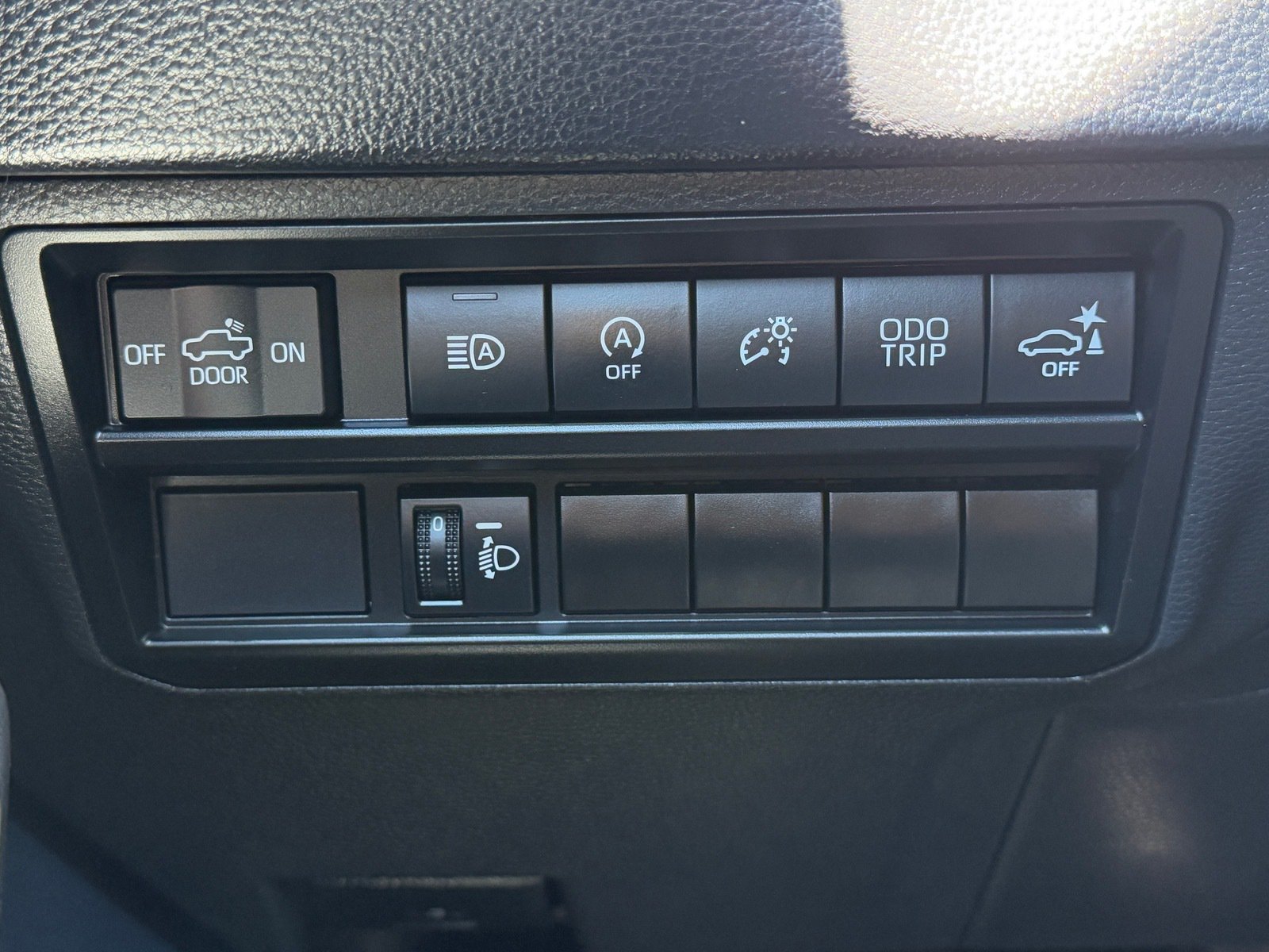 Used 2023 Toyota Tundra SR5 w/ TRD Off-Road Premium Package AWD/4WD image 30