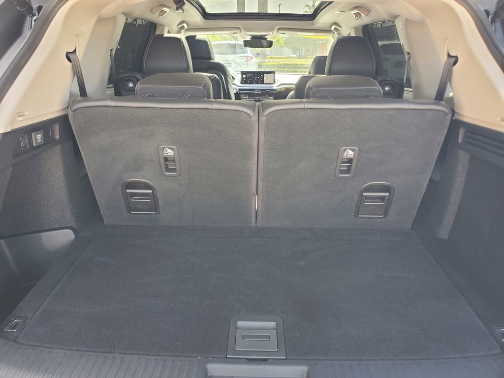 Used 2024 Acura MDX FWD w/ Technology Package image 8