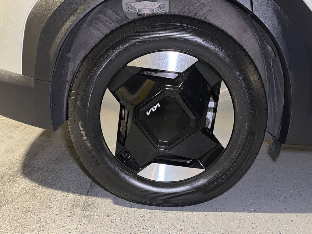 Certified 2024 Kia EV9 Wind AWD/4WD image 12