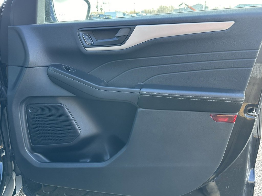 Used 2022 Ford Escape SE w/ Convenience Package image 22