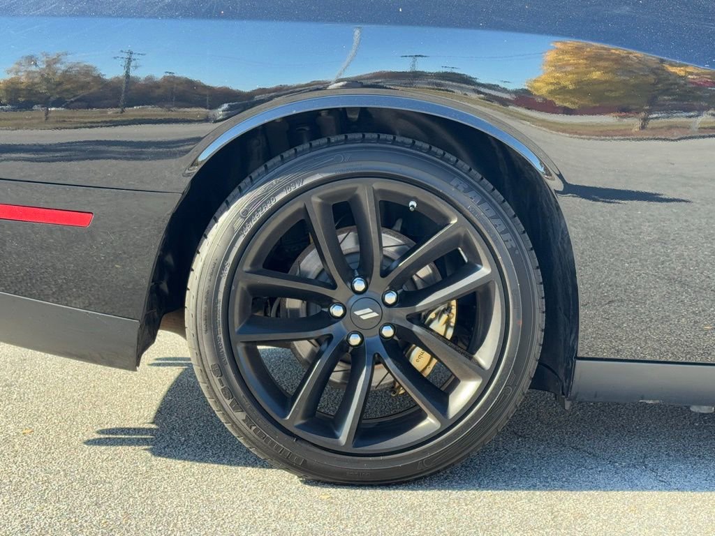 Used 2019 Dodge Challenger R/T Scat Pack w/ Stars & Stripes Edition image 36