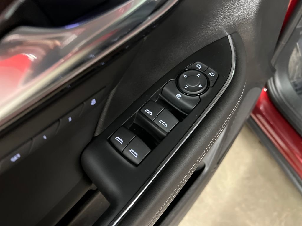 Certified 2023 Buick Envision Essence image 16