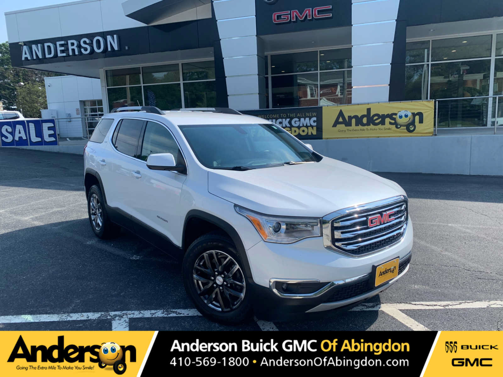 Used 2017 GMC Acadia SLT FWD image 1