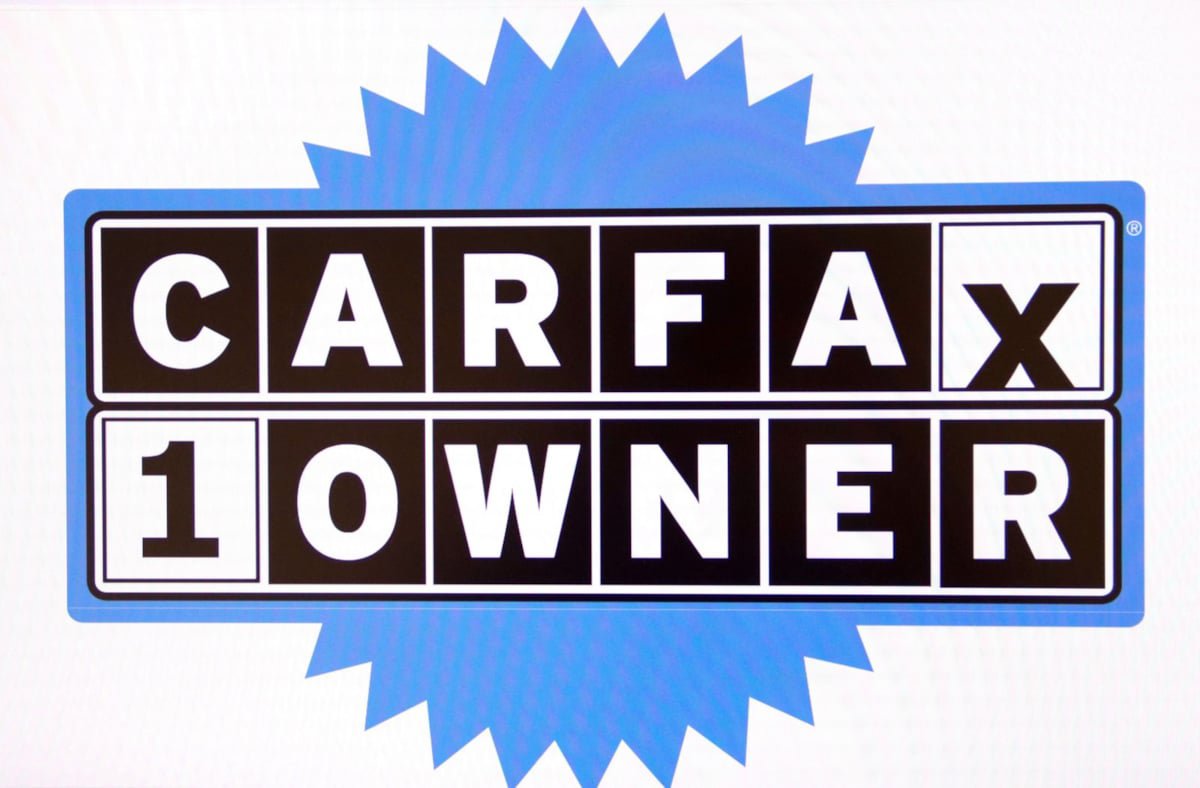 Used 2025 Land Rover Defender 110 S AWD/4WD image 4