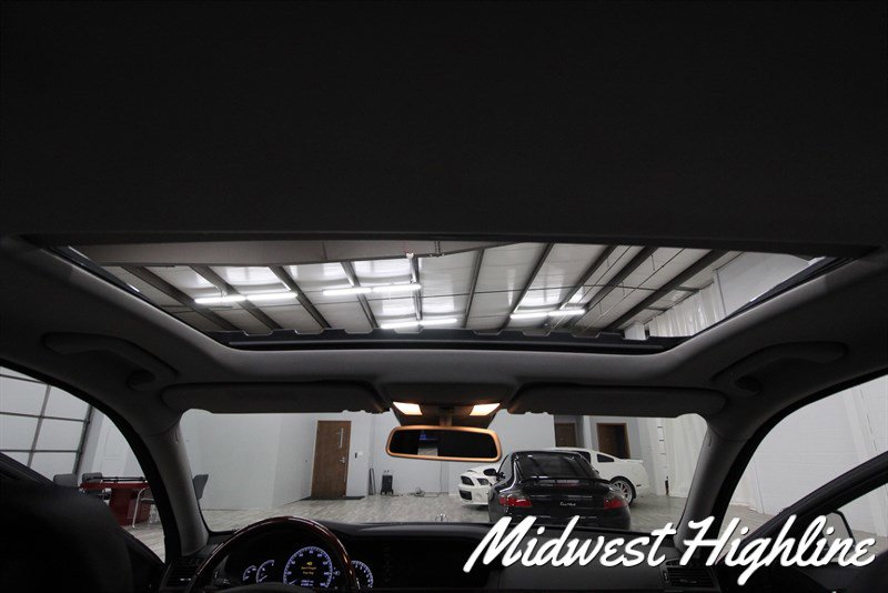 Used 2010 Mercedes-Benz S 550 4MATIC image 34