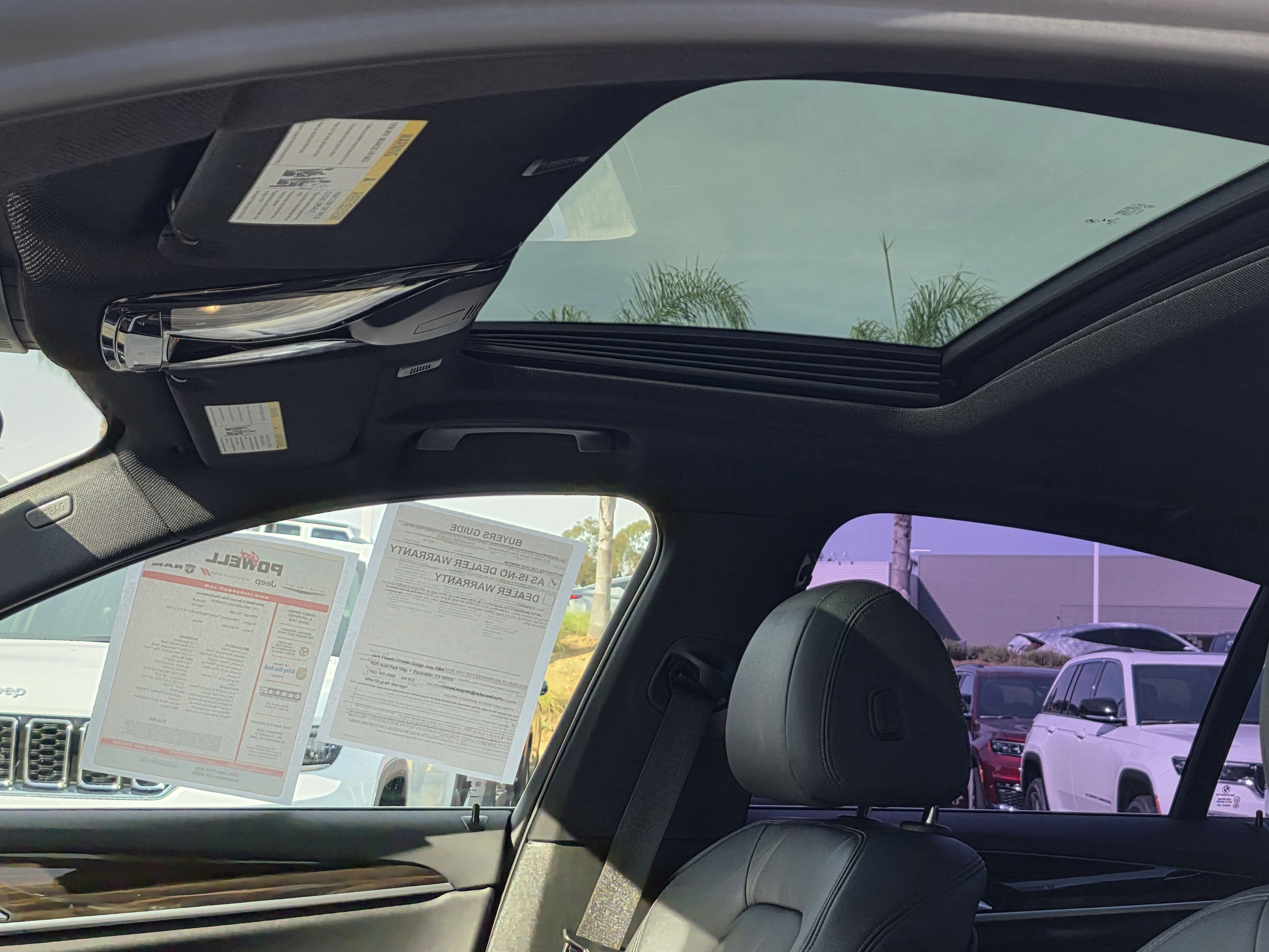 Used 2020 BMW 530e w/ Convenience Package image 17