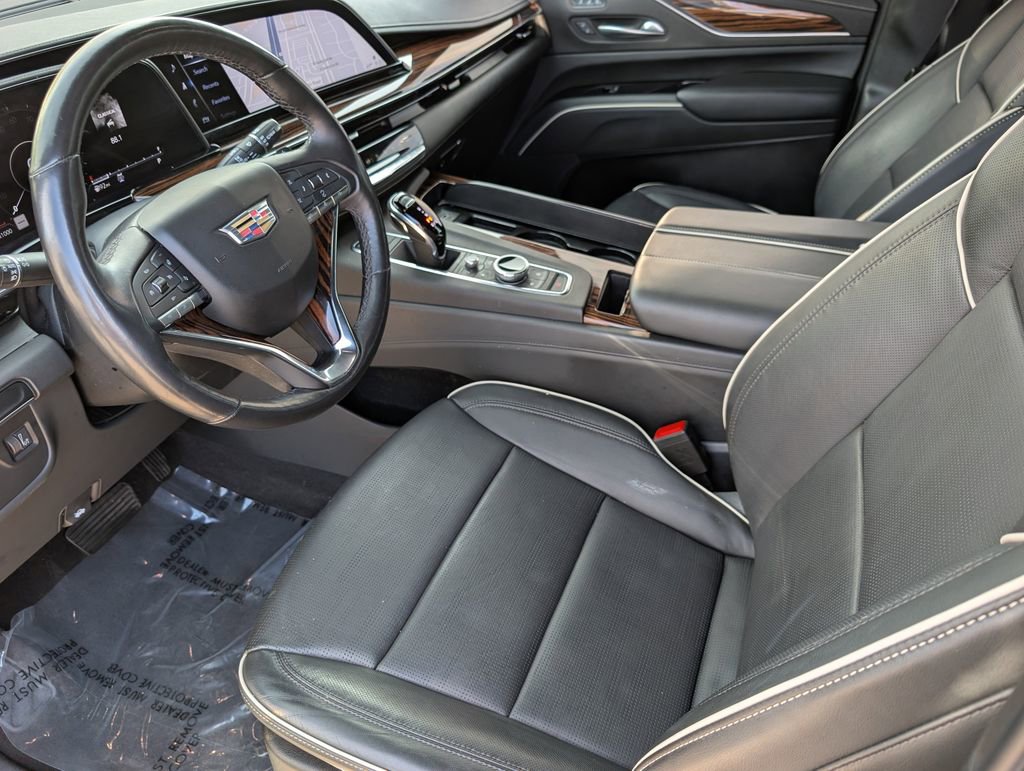 Used 2023 Cadillac Escalade Premium Luxury image 12