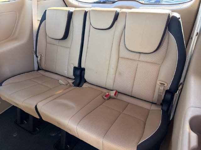 Used 2020 Kia Sedona SX FWD image 23