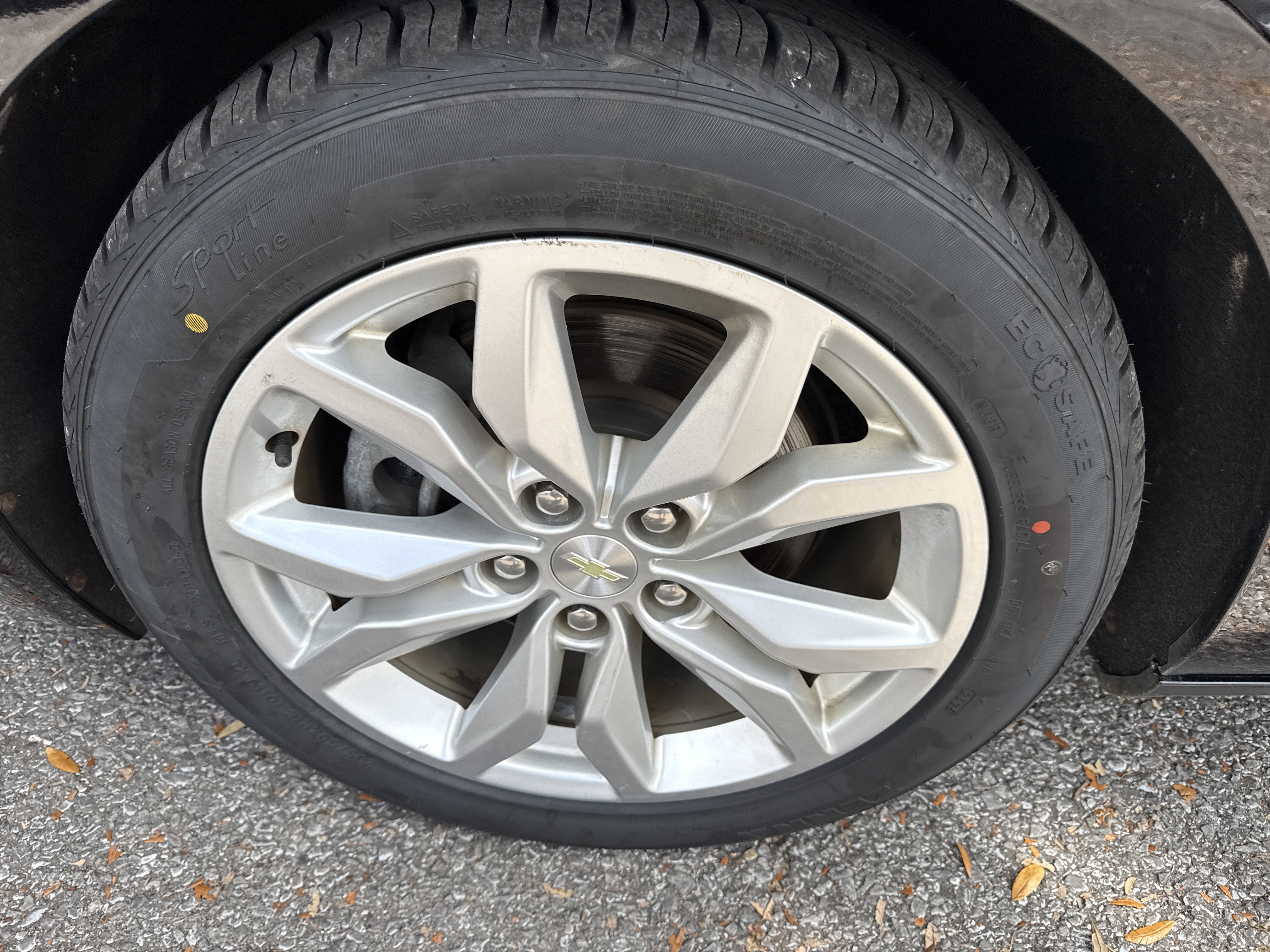 Used 2017 Chevrolet Impala LT image 37