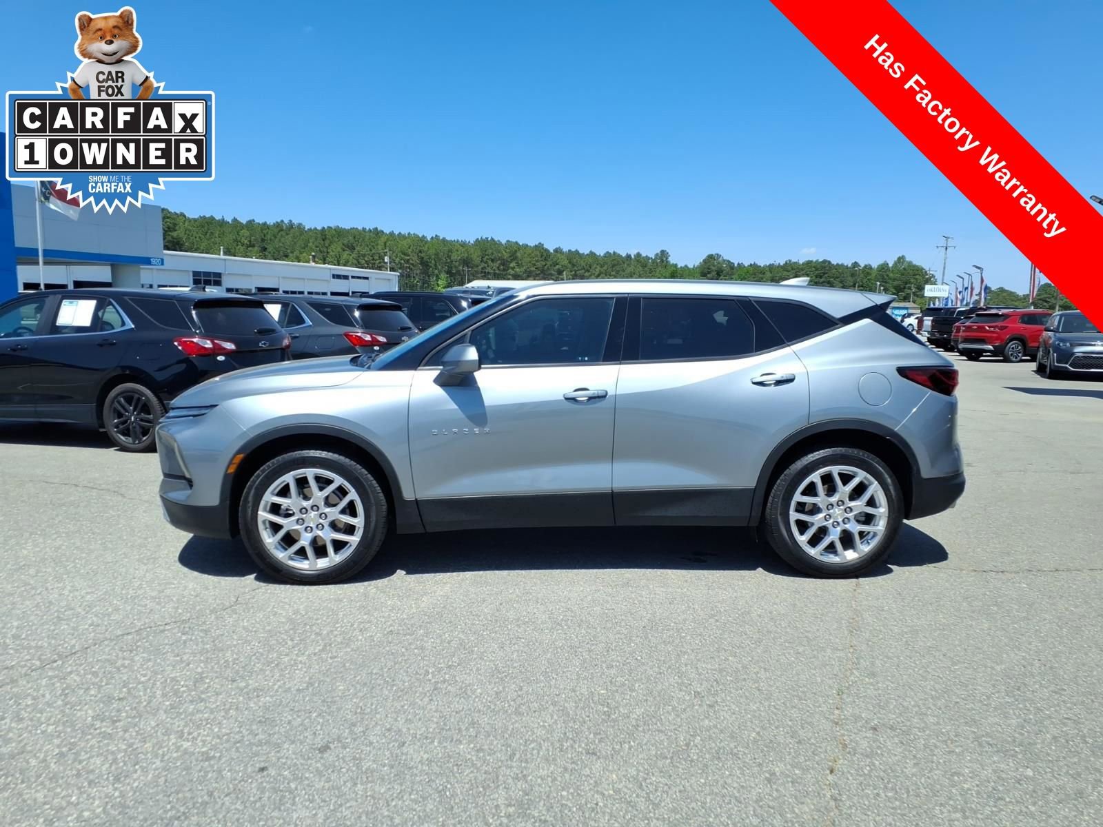 Used 2023 Chevrolet Blazer LT w/ Driver Confidence Package FWD image 2