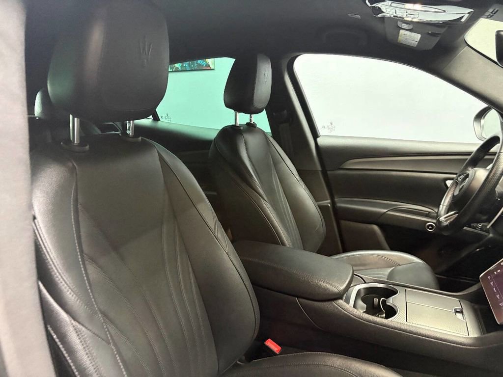 Used 2024 Maserati Grecale GT image 60