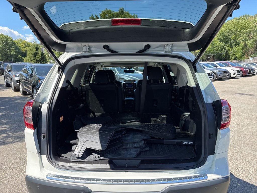 Certified 2022 Subaru Ascent Limited w/ Technology Package image 30