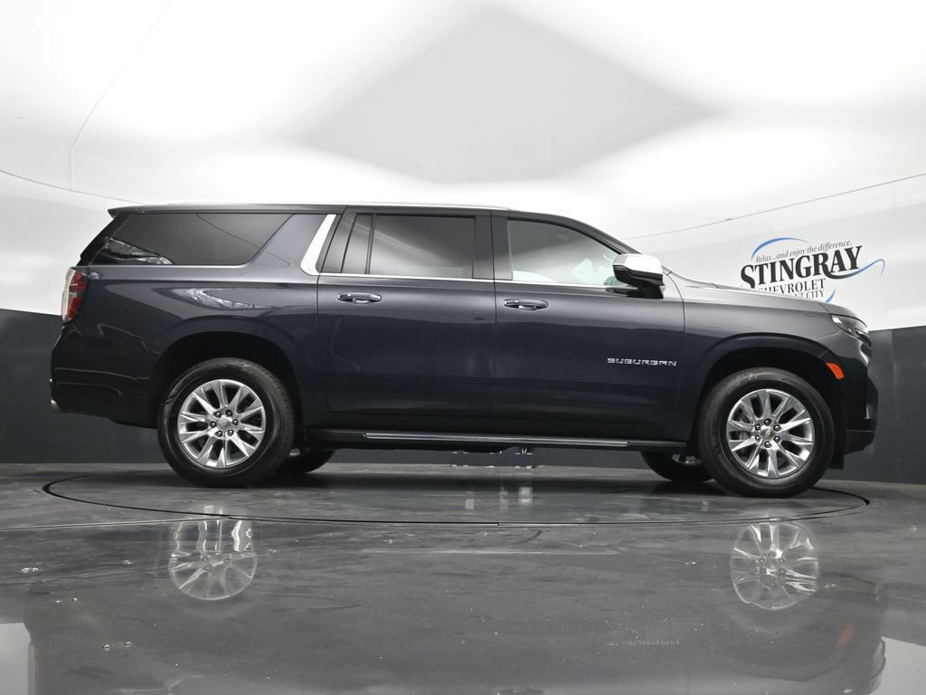 Used 2024 Chevrolet Suburban Premier RWD image 33
