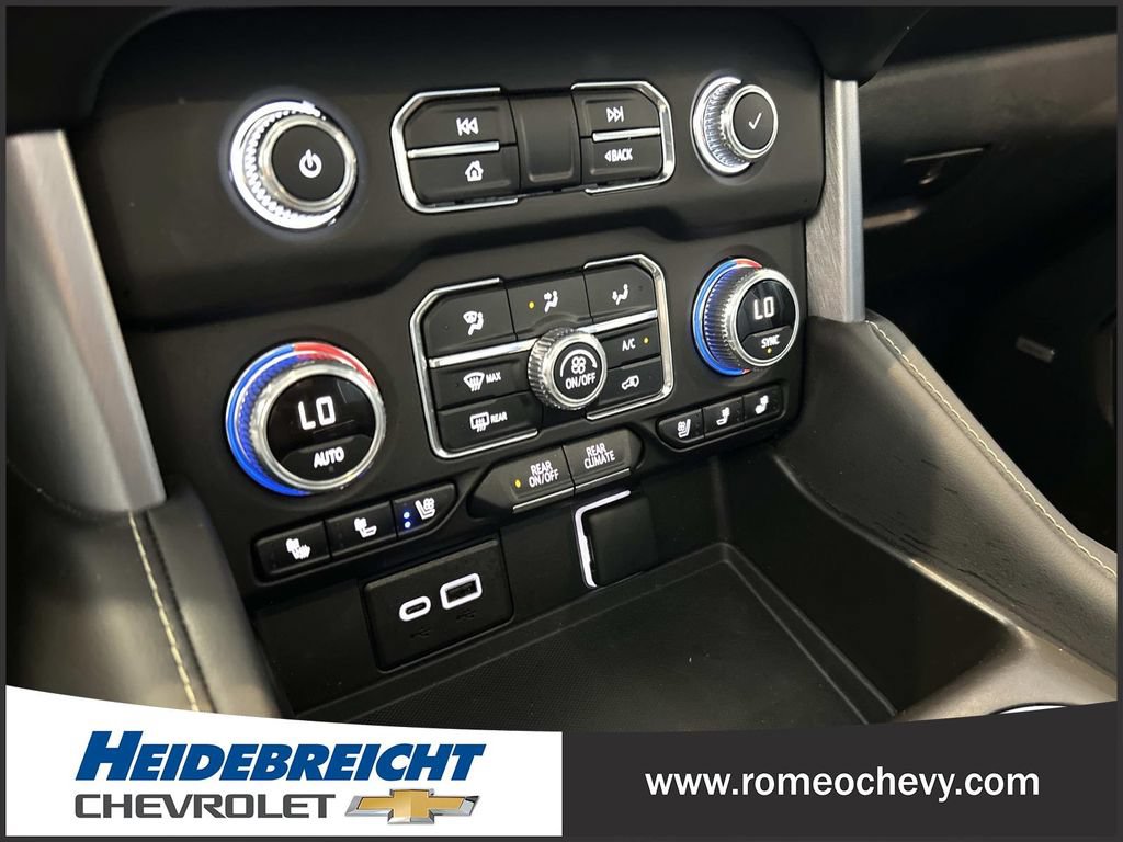 Certified 2023 GMC Yukon SLT w/ SLT Luxury Package AWD/4WD image 24