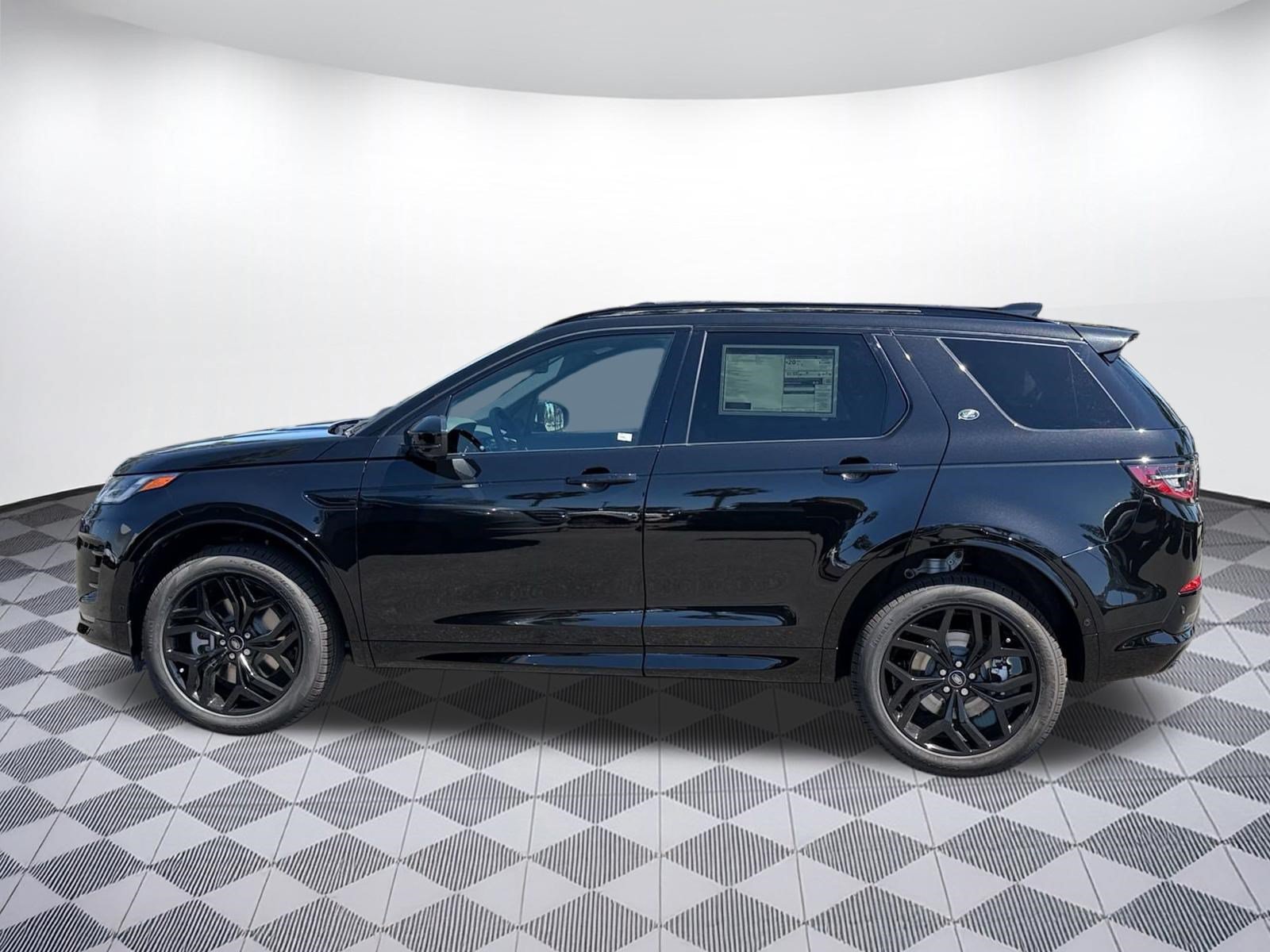 New 2026 Land Rover Discovery Sport Landmark AWD/4WD image 2