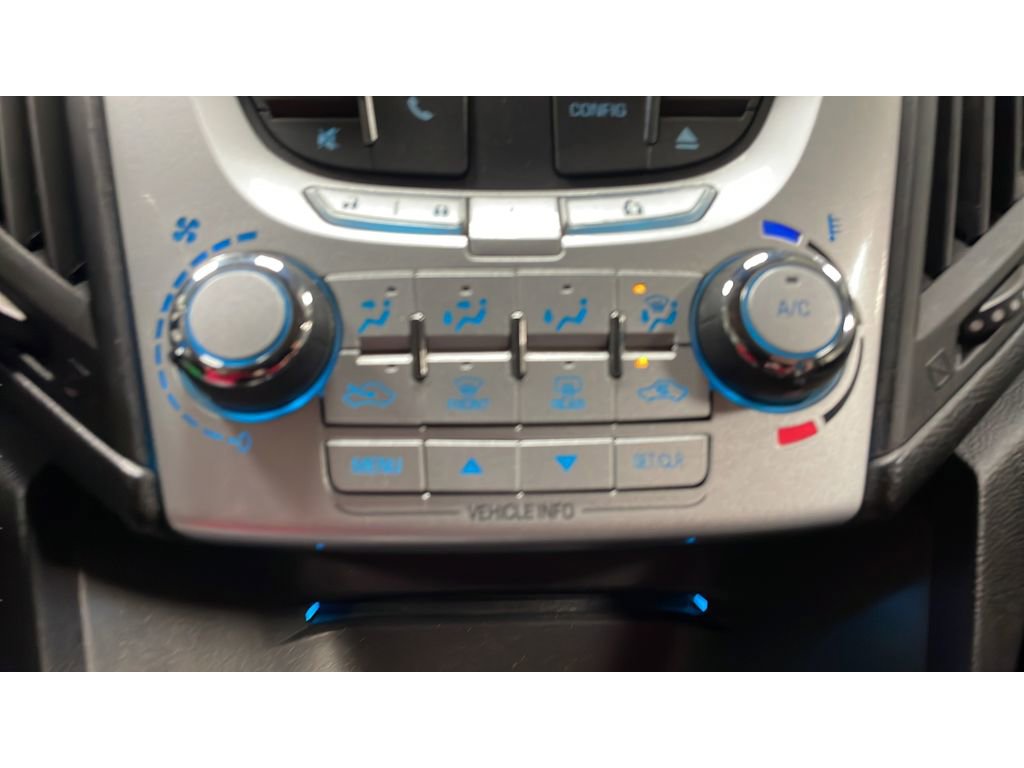 Used 2015 Chevrolet Equinox LT w/ Driver Convenience Package FWD image 16
