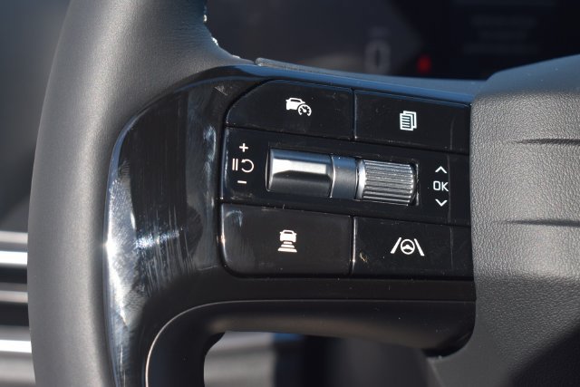 New 2026 Kia Sorento LX FWD image 24