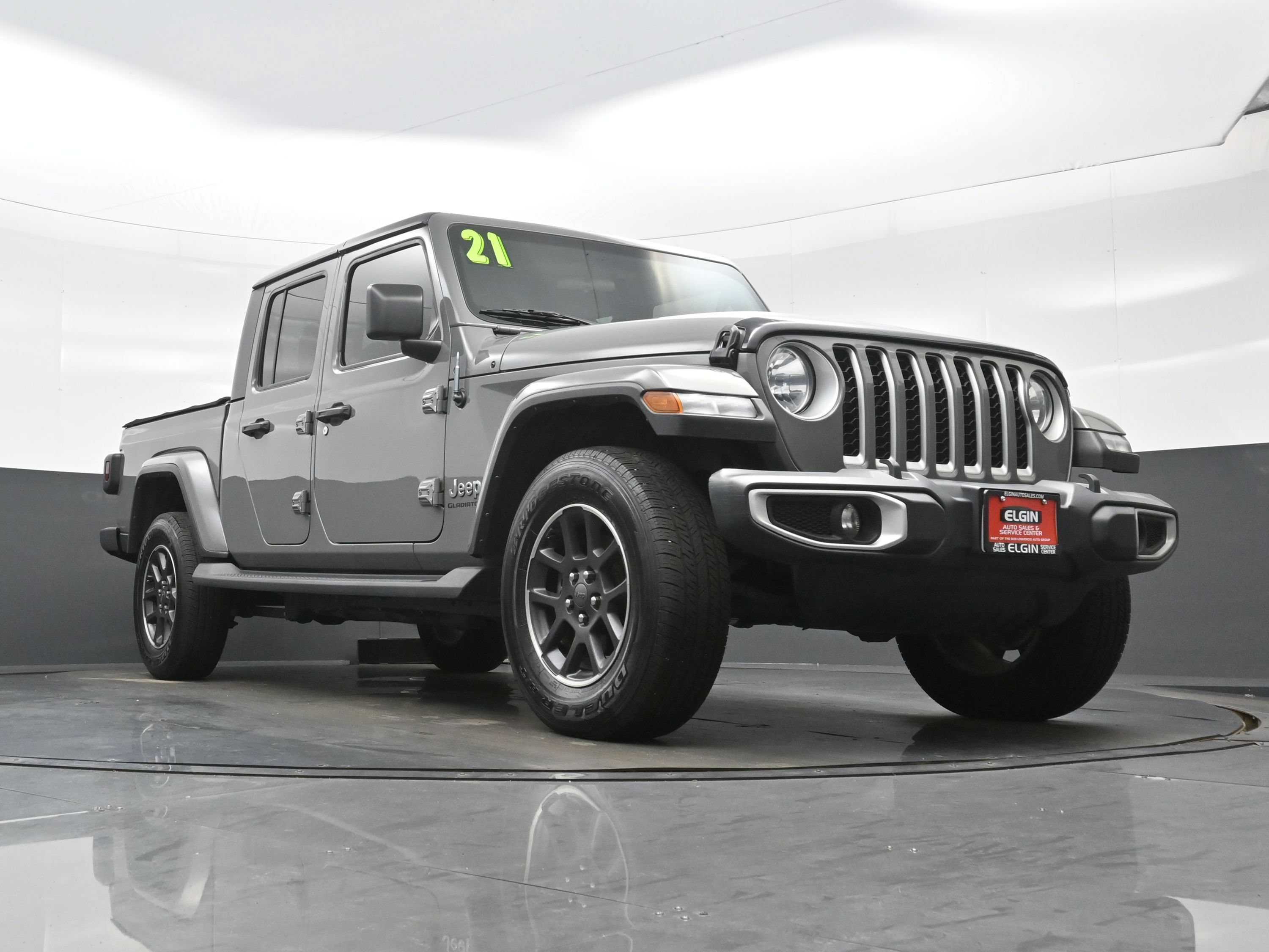 Used 2021 Jeep Gladiator Overland w/ Trailer Tow Package AWD/4WD image 30