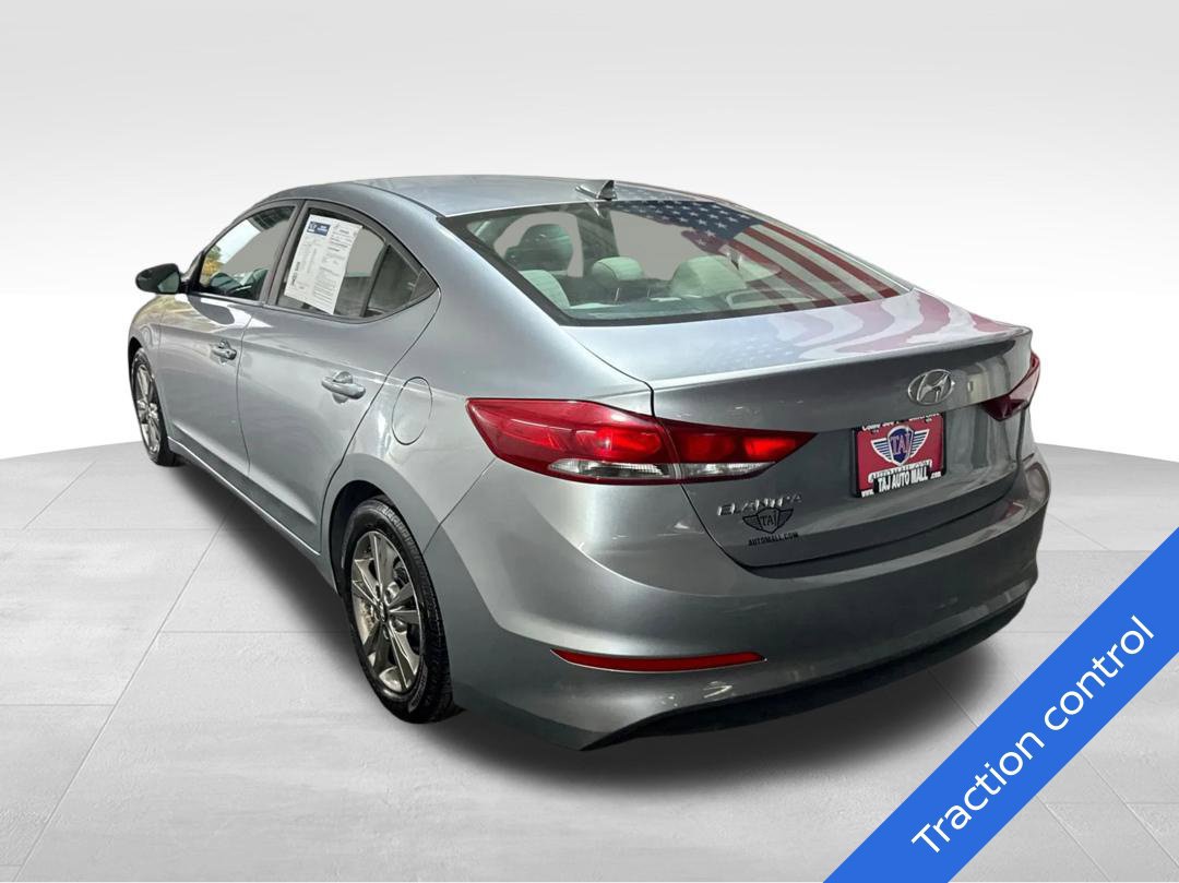 Used 2017 Hyundai Elantra SE FWD image 7