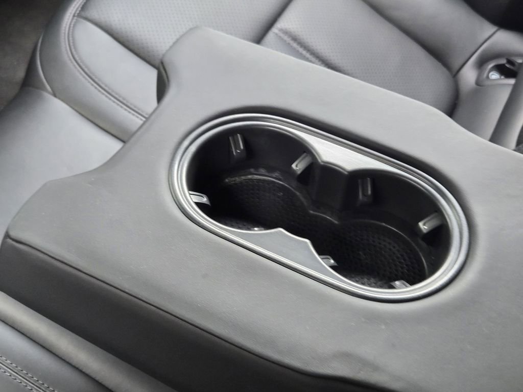 Used 2020 Porsche Macan Base image 39