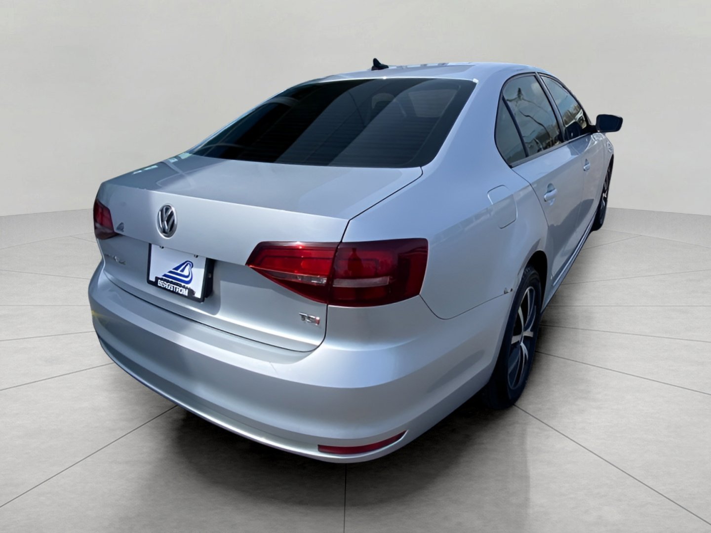Used 2016 Volkswagen Jetta SE FWD image 12