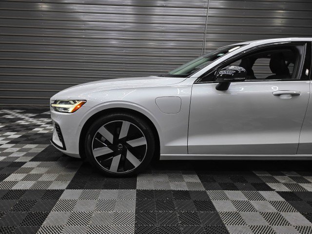 Used 2025 Volvo S60 T8 Plus w/ Climate Package AWD/4WD image 40