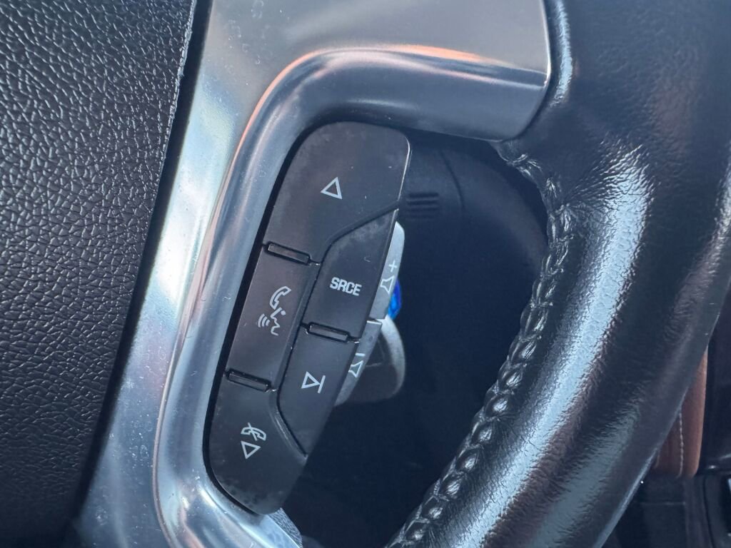 Used 2016 Chevrolet Traverse LT image 34