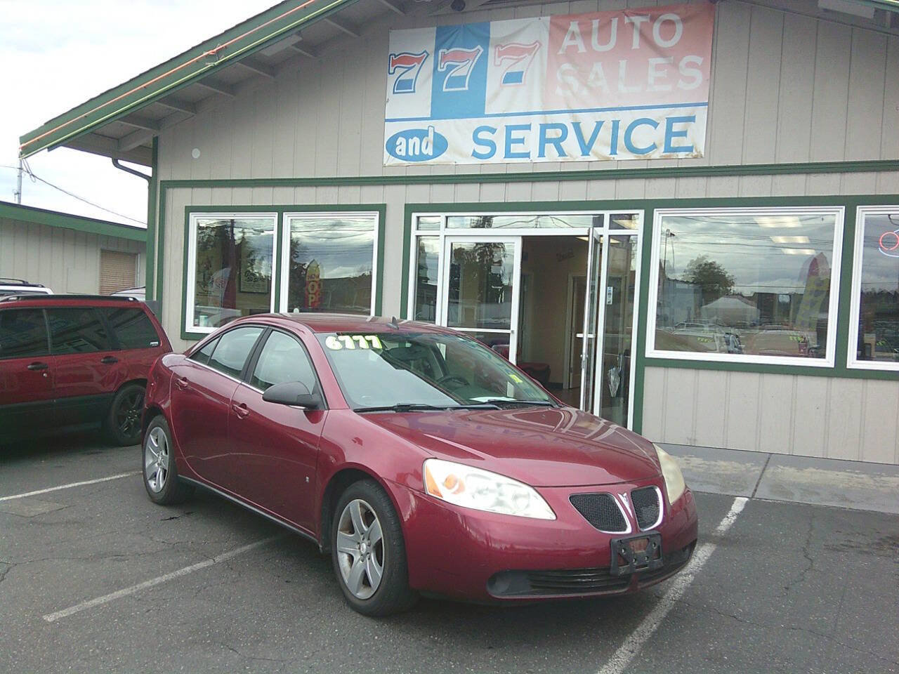 Used 2009 Pontiac G6 Sedan image 2