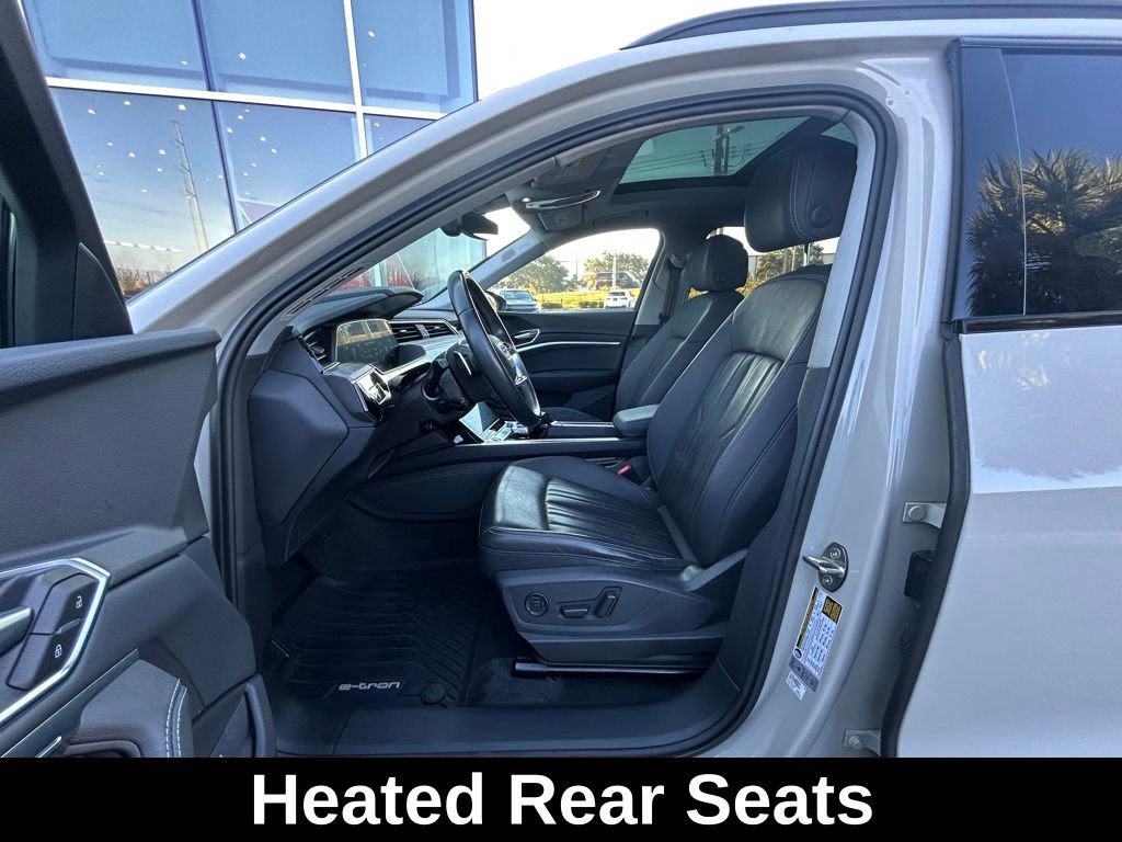 Used 2022 Audi e-tron Premium Plus w/ Premium Plus Package image 10