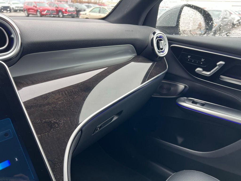 Certified 2026 Mercedes-Benz GLC 300 image 22