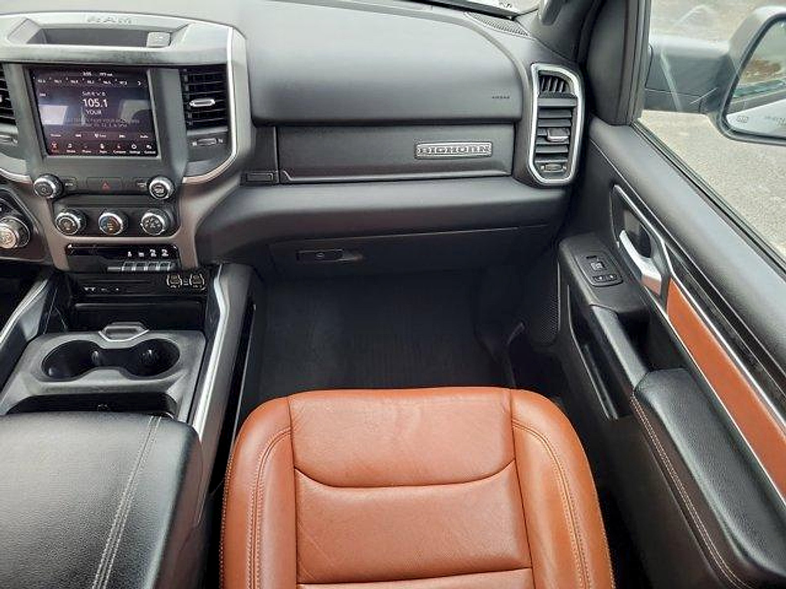 Used 2019 RAM 1500 Big Horn RWD image 16