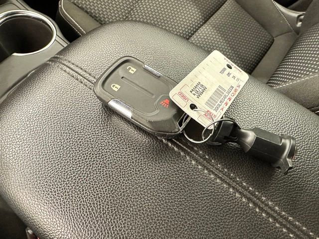 Used 2024 GMC Terrain SLE image 26
