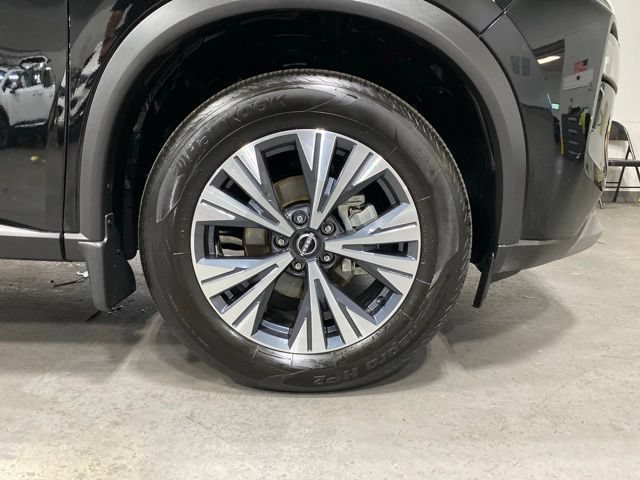 Certified 2023 Nissan Rogue SV w/ SV Premium B Package AWD/4WD image 30