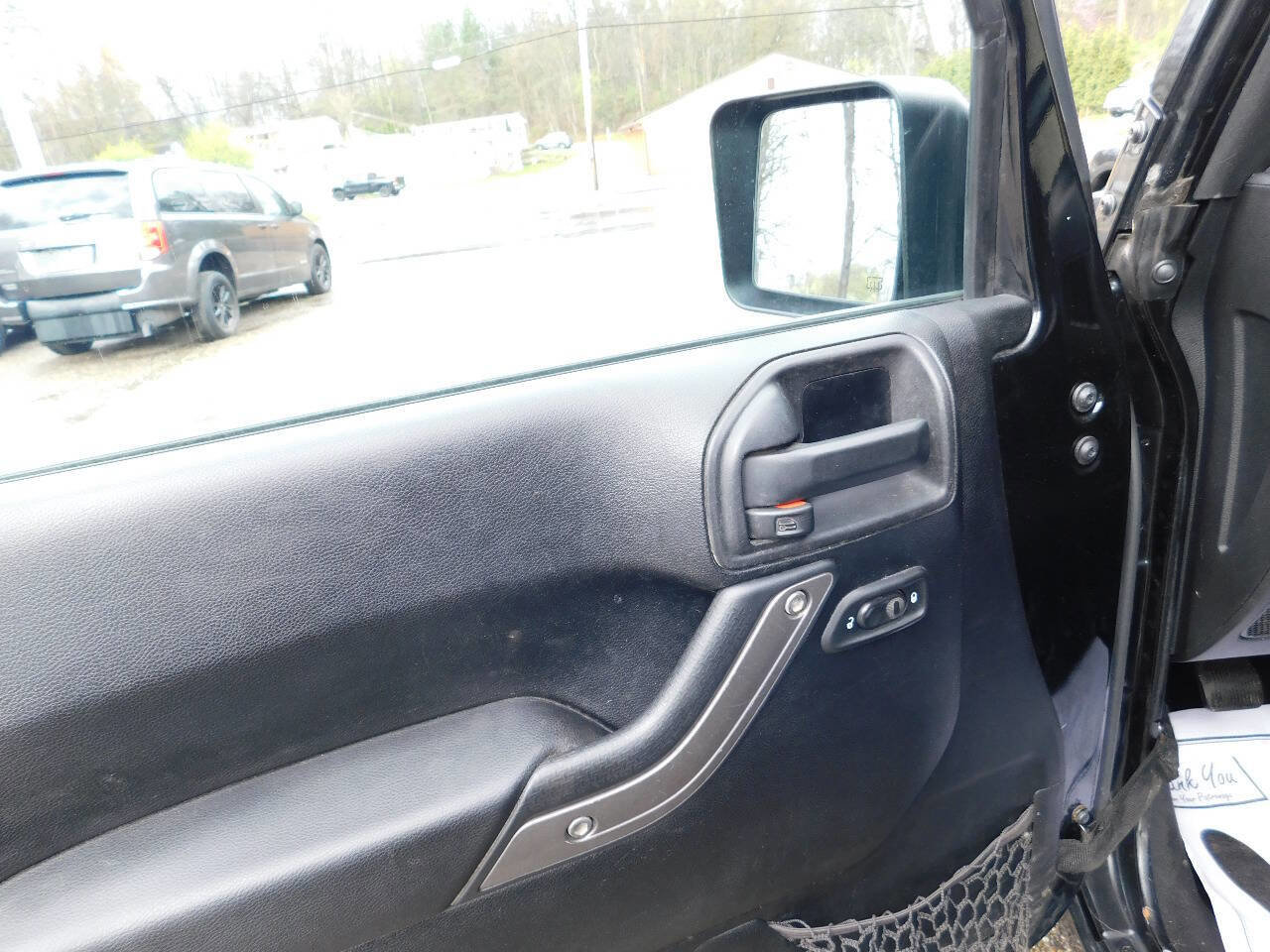 Used 2013 Jeep Wrangler Unlimited Sport image 17